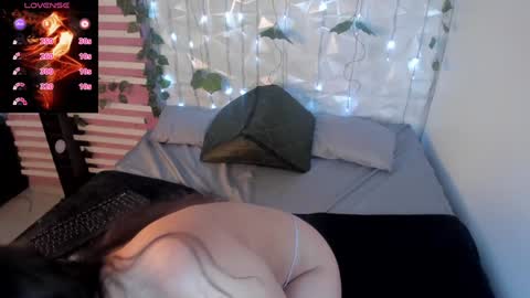 Snapshot of andromeda_blue__ chatting on December 2024 07:41:02 PM online show from December 2024 07:41:02 PM