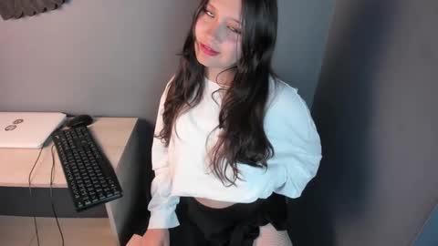 Snapshot of andromeda_blue__ chatting on January 2025 07:34:02 PM online show from January 2025 07:34:02 PM