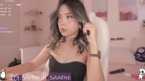 Snapshot of andromeedaa_ chatting on February 2025 09:06:02 PM Victoria Senz online show from February 2025 09:06:02 PM
