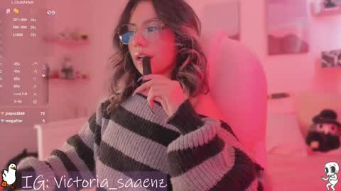 Snapshot of andromeedaa_ chatting on February 2025 09:47:01 PM Victoria Senz online show from February 2025 09:47:01 PM