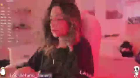 Snapshot of andromeedaa_ chatting on March 2025 10:07:02 PM Victoria Senz online show from March 2025 10:07:02 PM