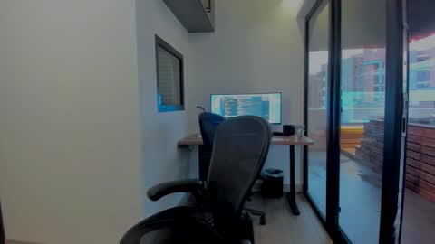 Andrew online show from February 2025 11:15:02 PM