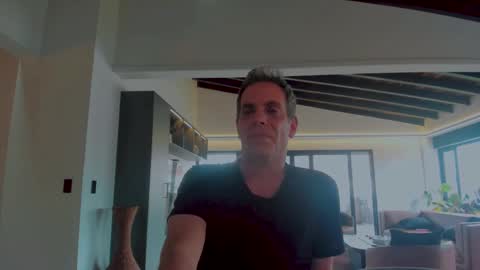 Andrew online show from March 2025 08:53:02 PM