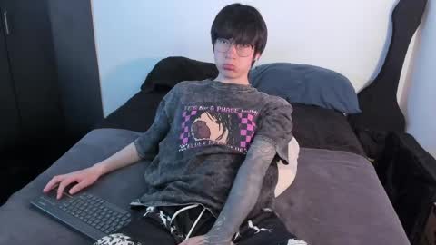 twx Andy twink3 online show from April 2026 12:59:01 AM