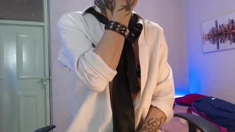 Snapshot of andy_bapho chatting on December 2024 03:00:01 PM ANDY online show from December 2024 03:00:01 PM