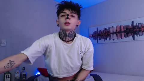 Snapshot of andy_bapho chatting on January 2025 03:00:02 PM ANDY online show from January 2025 03:00:02 PM