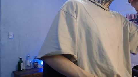 Snapshot of andy_bapho chatting on March 2025 03:04:01 PM ANDY online show from March 2025 03:04:01 PM