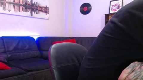 Snapshot of andy_bapho chatting on September 2025 03:12:01 PM ANDY online show from September 2025 03:12:01 PM