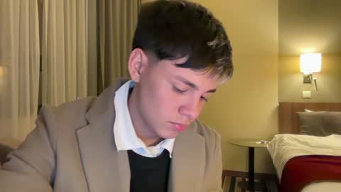 Snapshot of andy_belier chatting on December 2024 12:09:01 AM Andy online show from December 2024 12:09:01 AM