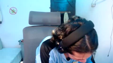 Snapshot of andy_dan1 chatting on July 2026 07:11:01 PM andy_dan1 online show from July 2026 07:11:01 PM