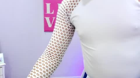 Snapshot of andy_gamboa chatting on January 2025 11:38:02 AM Andrea online show from January 2025 11:38:02 AM