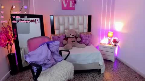 Andrea online show from July 2026 12:53:01 PM