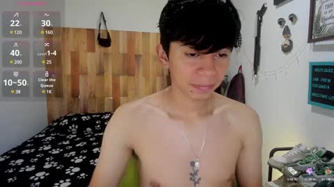 andy_guez_11 online show from January 2025 10:48:01 AM