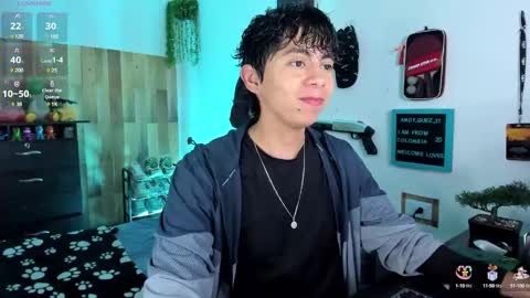 andy_guez_11 online show from February 2025 11:43:02 AM