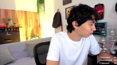 andy_guez_11 online show from March 2025 02:16:01 PM