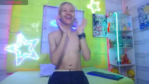 andy online show from December 2025 07:21:01 PM