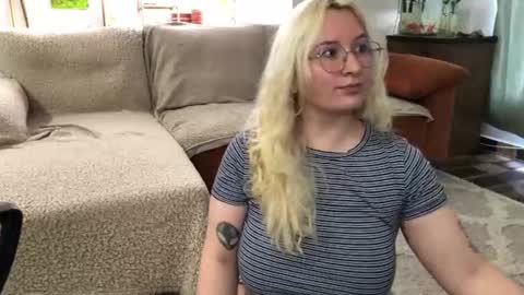 Snapshot of andycherrysecrets chatting on August 2026 03:03:02 PM Cherry online show from August 2026 03:03:02 PM