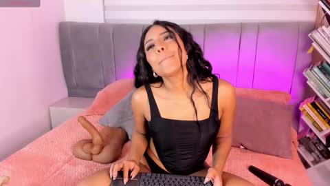 AndySaenzz online show from October 2025 03:58:02 AM