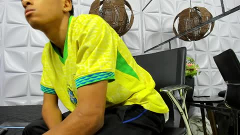 Andy  online show from April 2026 10:37:01 AM