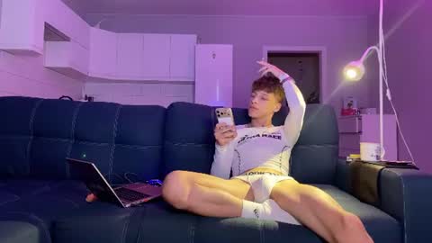 Snapshot of andytwinkkk chatting on June 2026 12:48:02 PM AndyTwinkkk online show from June 2026 12:48:02 PM