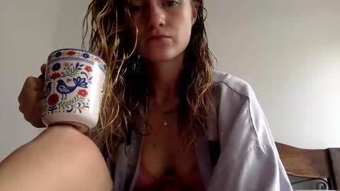 andyzuzka online show from September 2025 01:38:01 PM
