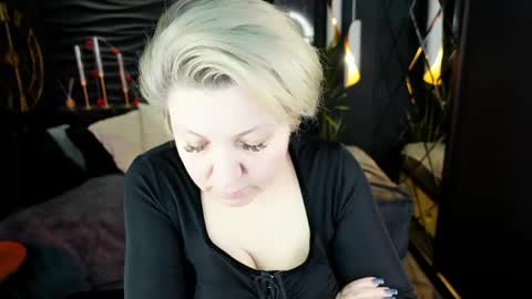 aneli_mira online show from April 2026 06:10:01 PM