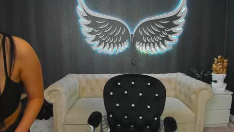 Anne online show from January 2025 10:50:01 PM