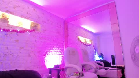 anette_cooper online show from December 2024 12:52:02 PM