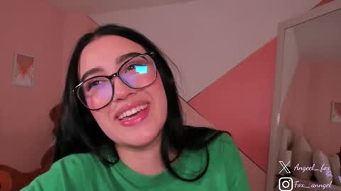 Angel  online show from November 2025 04:44:02 AM