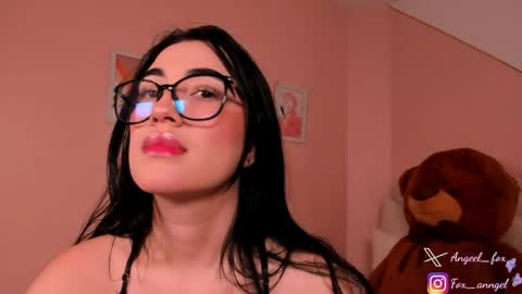Snapshot of angeel_fox chatting on June 2026 06:52:02 AM Angel online show from June 2026 06:52:02 AM