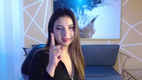 angeel queen  online show from March 2026 01:23:02 PM