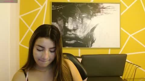 angeel queen  online show from April 2026 01:28:01 PM