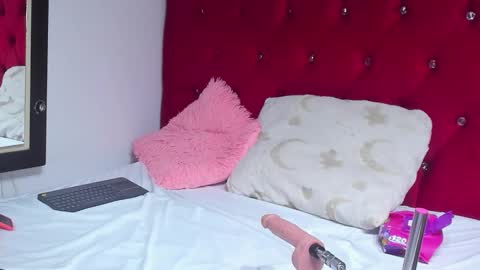 ANGELA online show from October 2025 01:19:01 AM