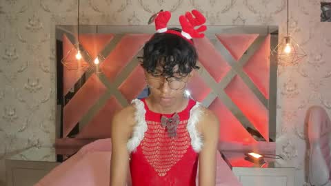   online show from December 2024 06:40:01 AM