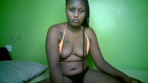 angel_byb online show from April 2026 07:58:01 PM