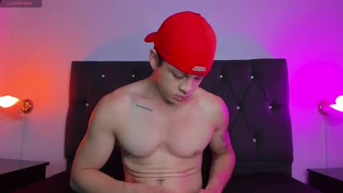 Angel Cuervo online show from September 2025 12:39:02 PM