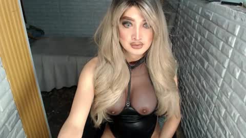 angels street online show from September 2025 08:35:01 AM