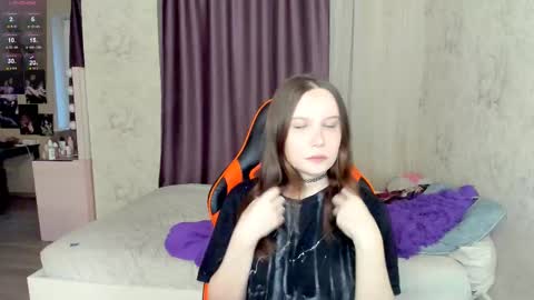 Fallen Angel online show from October 2025 01:53:02 PM