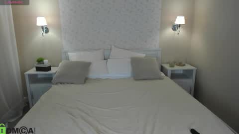 Kate online show from October 2025 07:27:01 AM