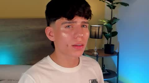 Angel online show from February 2026 06:08:01 AM