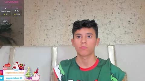 ngel Esteban  online show from December 2024 10:02:01 AM