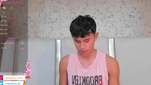 ngel Esteban  online show from February 2025 06:54:01 AM