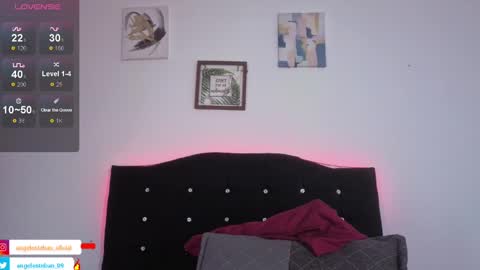 Snapshot of angel_esteban_fx chatting on November 2025 11:31:02 AM ngel Esteban online show from November 2025 11:31:02 AM