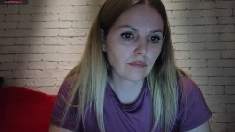 Snapshot of angel_girllovemy chatting on April 2026 05:40:01 PM ANGEL online show from April 2026 05:40:01 PM