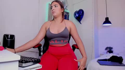 Snapshot of angel_hardy_dl chatting on February 2025 12:12:01 PM angel hardy online show from February 2025 12:12:01 PM