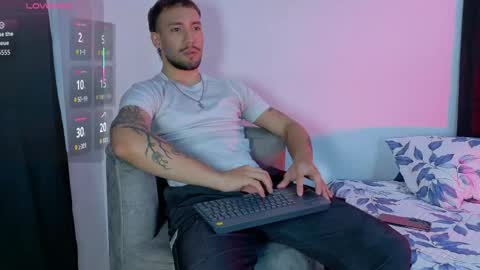 Snapshot of angel_kyrozz chatting on May 2026 08:14:02 PM angel_kyrozz online show from May 2026 08:14:02 PM