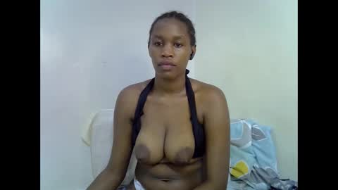 angel_mia5 online show from November 2025 10:54:01 PM