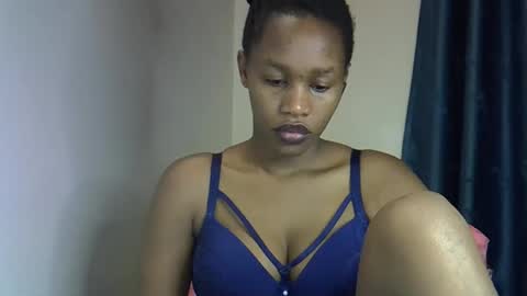 angel_mia5 online show from March 2026 11:43:02 AM