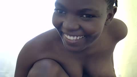 angel_queen22 online show from April 2026 01:14:02 PM