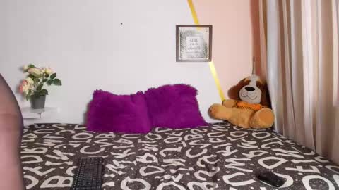 Snapshot of angel_shiny chatting on October 2025 07:05:02 PM Angel online show from October 2025 07:05:02 PM